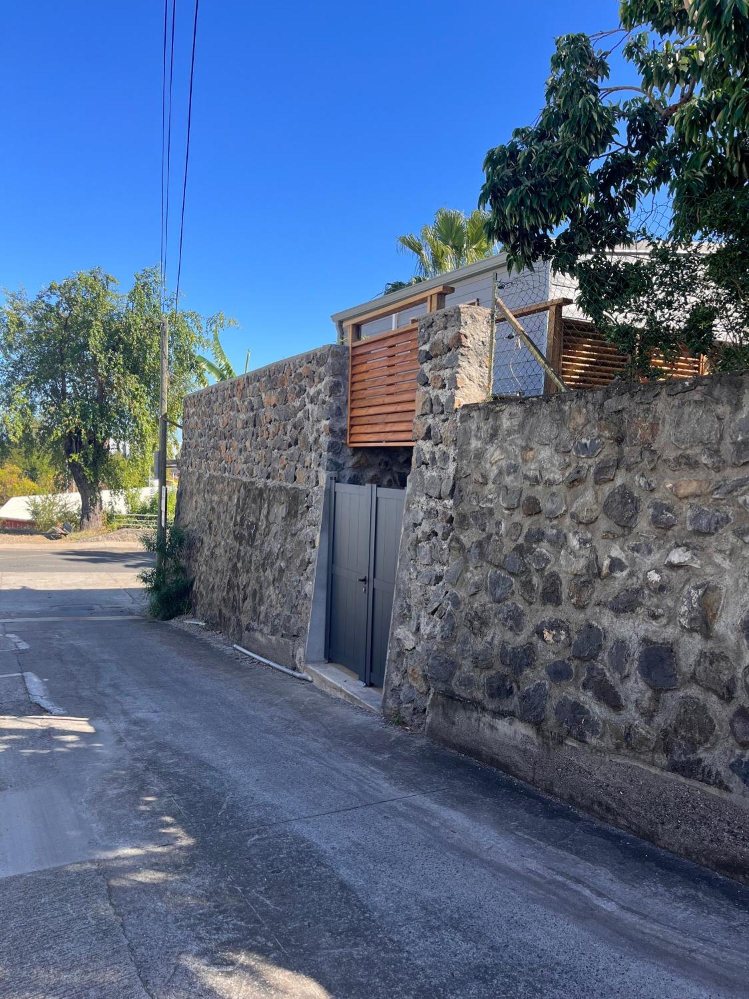 Bungalow Leu Gadiamb Saint-Leu Exterior photo